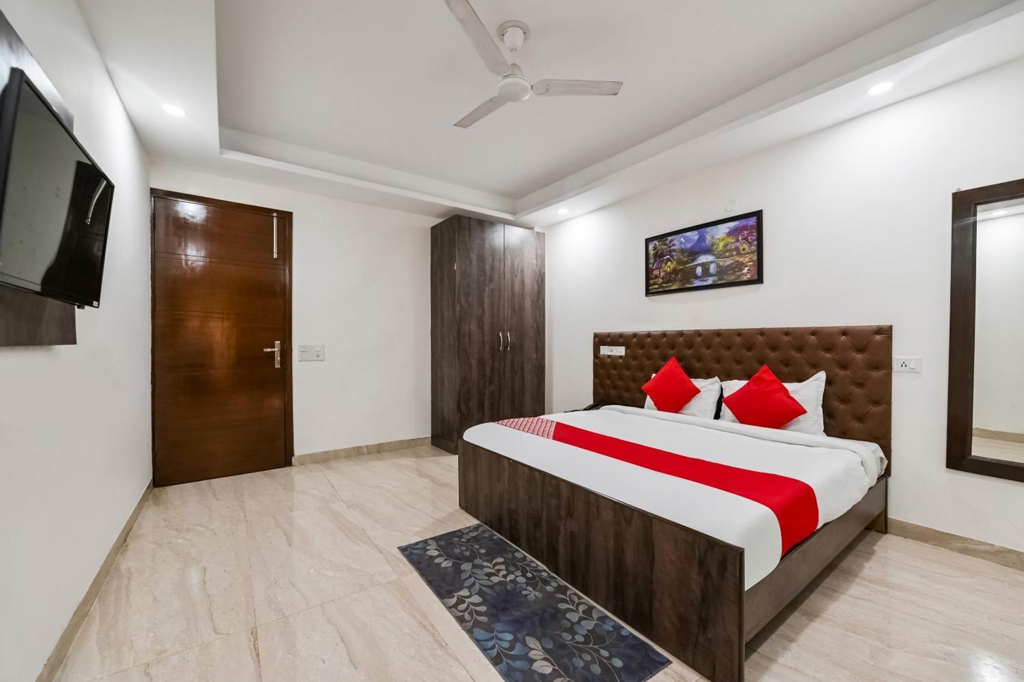 Hotel O Premium Rooms Chhatarpur Neu-Delhi Exterior foto
