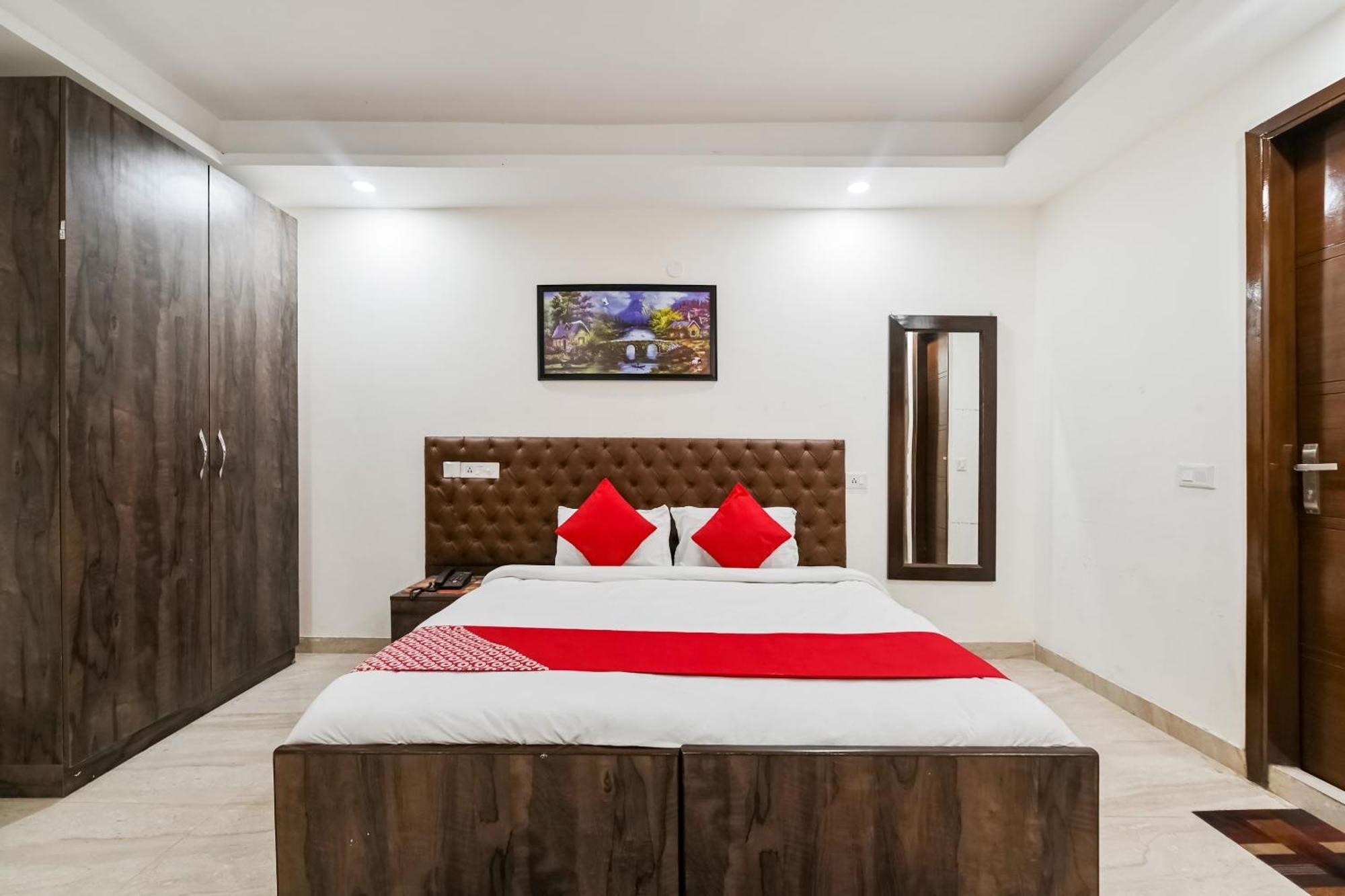 Hotel O Premium Rooms Chhatarpur Neu-Delhi Exterior foto