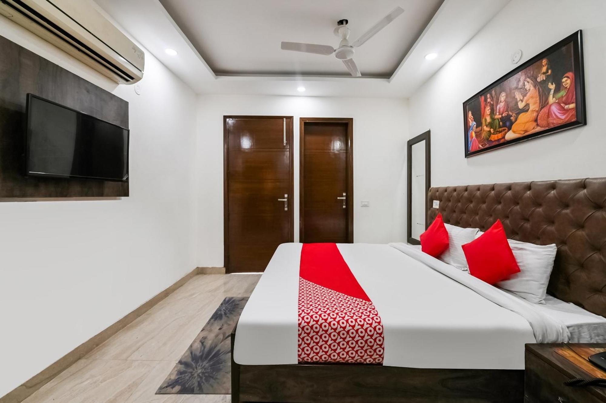 Hotel O Premium Rooms Chhatarpur Neu-Delhi Exterior foto