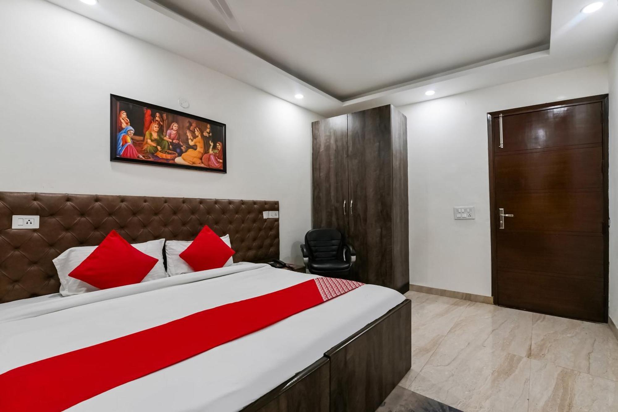 Hotel O Premium Rooms Chhatarpur Neu-Delhi Exterior foto